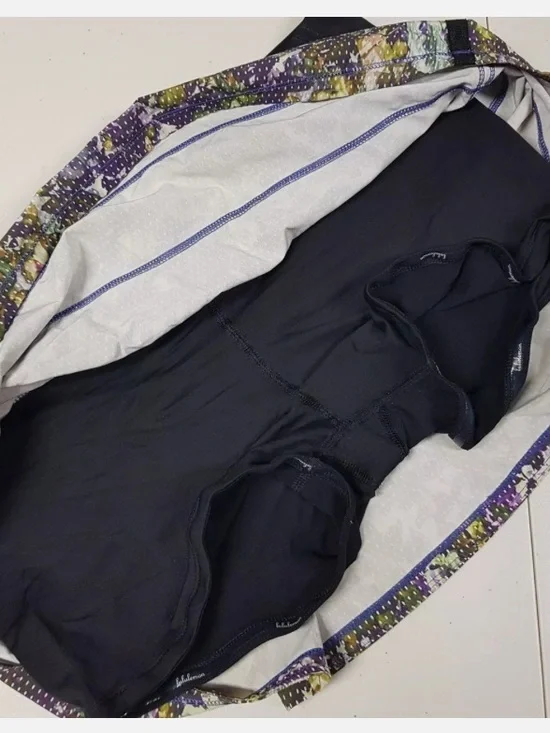 💜💚Cute Lululemon Floral Pleated Skirt/ Skort - Picture 8 of 9